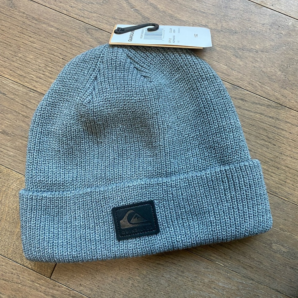 Grey quicksilver beanie
